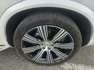 2023 Volvo XC90 с пробегом 22 000 км