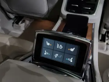 2019 Volvo XC90 с пробегом 72 705 км