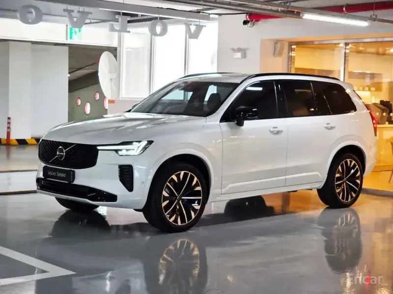 2026 Volvo XC90 с пробегом 2 575 км