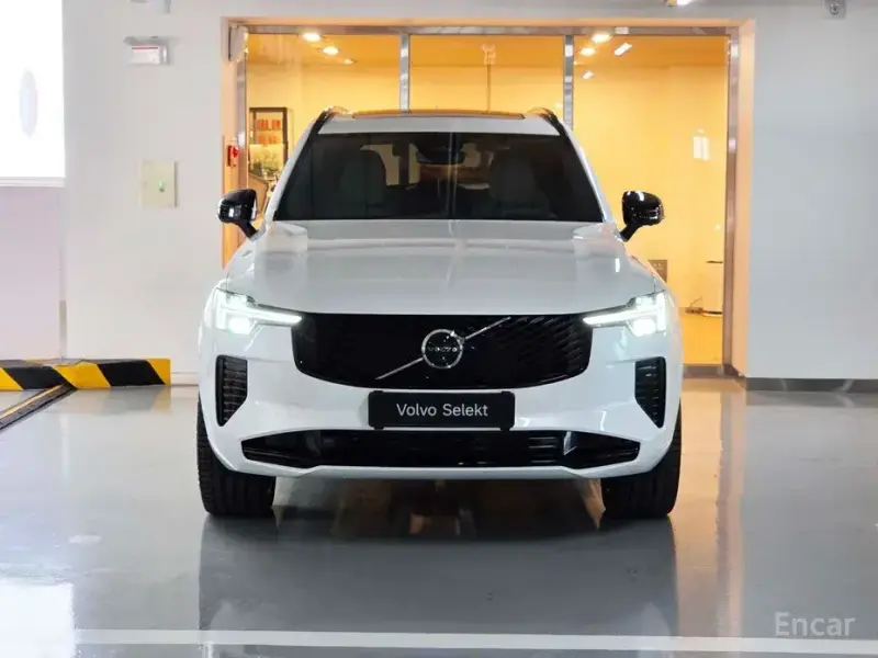 2026 Volvo XC90 с пробегом 2 575 км