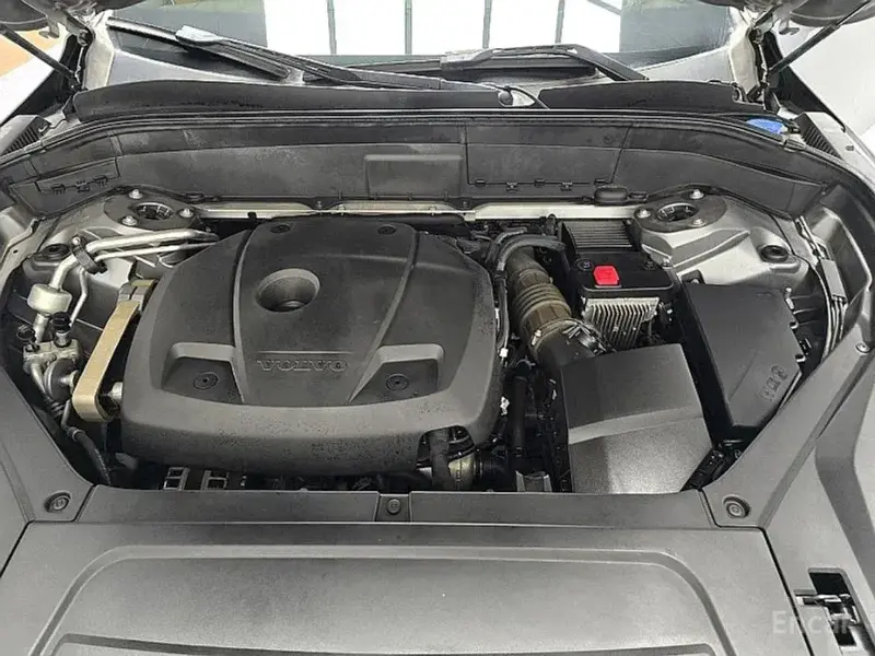 2019 Volvo XC90 с пробегом 100 178 км