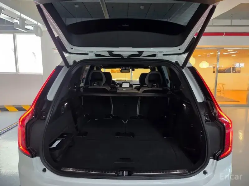 2026 Volvo XC90 с пробегом 2 575 км