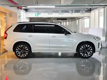 2026 Volvo XC90 с пробегом 2 575 км