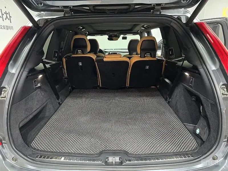 2019 Volvo XC90 с пробегом 100 178 км
