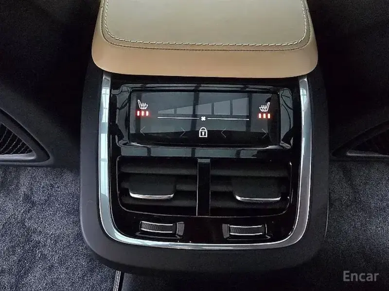 2019 Volvo XC90 с пробегом 100 178 км
