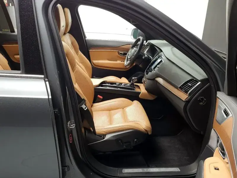2019 Volvo XC90 с пробегом 193 461 км