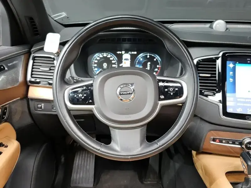 2019 Volvo XC90 с пробегом 193 461 км
