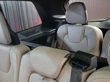 2026 Volvo XC90 с пробегом 12 км
