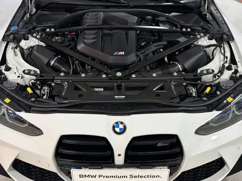 2023 BMW M4 с пробегом 12 865 км