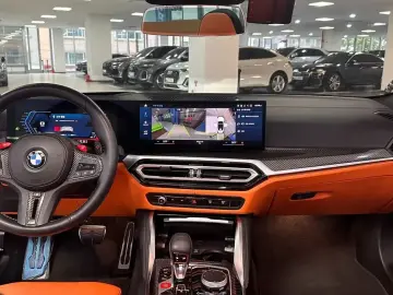 2023 BMW M4 с пробегом 12 865 км
