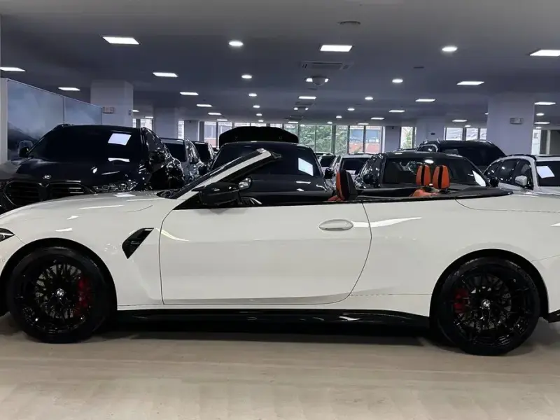 2023 BMW M4 с пробегом 12 865 км