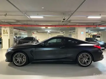 2020 BMW M8 с пробегом 14 000 км