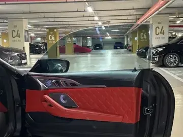 2020 BMW M8 с пробегом 14 000 км
