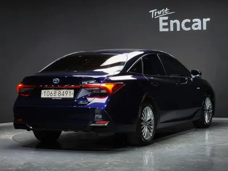 2021 Toyota Avalon с пробегом 44 492 км