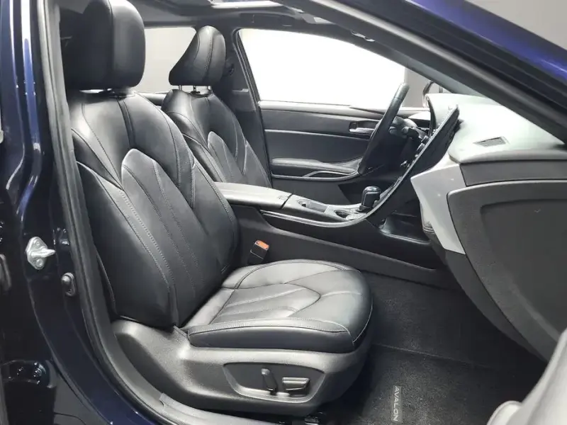 2021 Toyota Avalon с пробегом 44 492 км