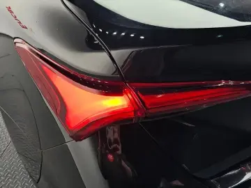 2018 Toyota Avalon с пробегом 110 427 км