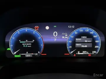 2024 Toyota Alphard с пробегом 12 641 км