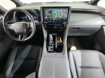 2024 Toyota Alphard с пробегом 9 518 км