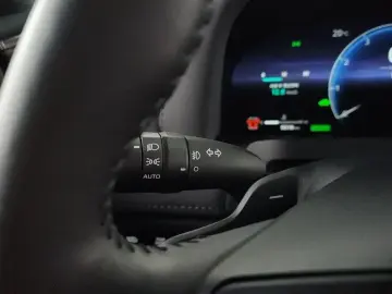 2024 Toyota Alphard с пробегом 9 518 км
