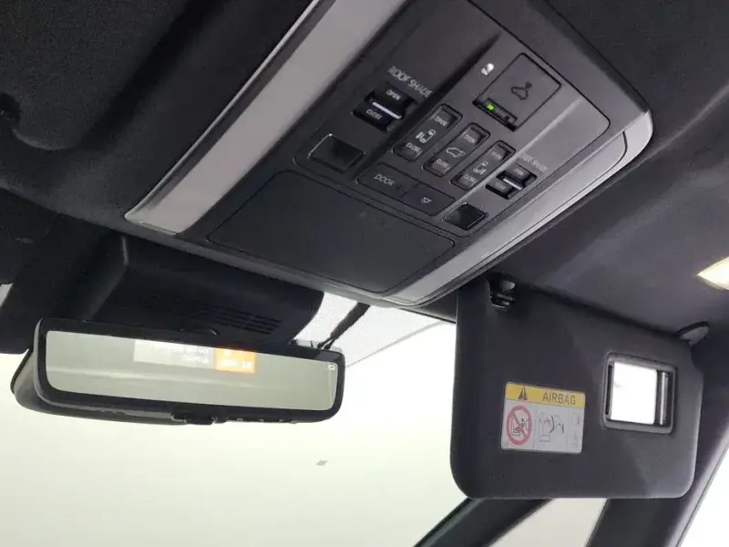 2024 Toyota Alphard с пробегом 9 518 км