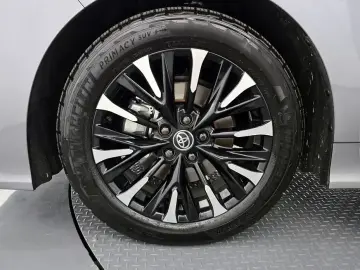2024 Toyota Alphard с пробегом 2 901 км