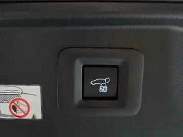 2024 Toyota Alphard с пробегом 2 901 км