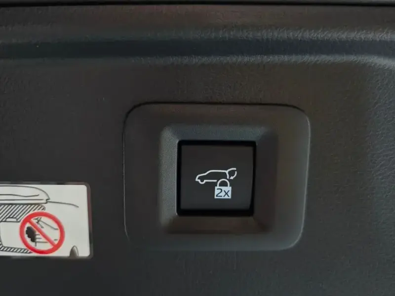 2024 Toyota Alphard с пробегом 2 901 км