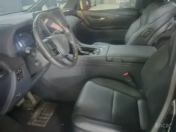 2024 Toyota Alphard с пробегом 11 442 км
