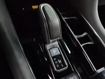 2024 Toyota Alphard с пробегом 17 940 км