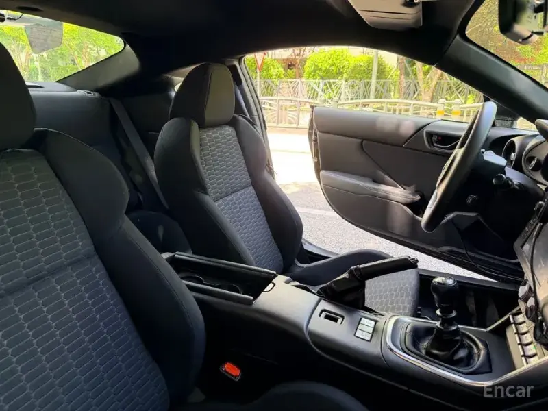 2022 Toyota GR86 с пробегом 21 000 км