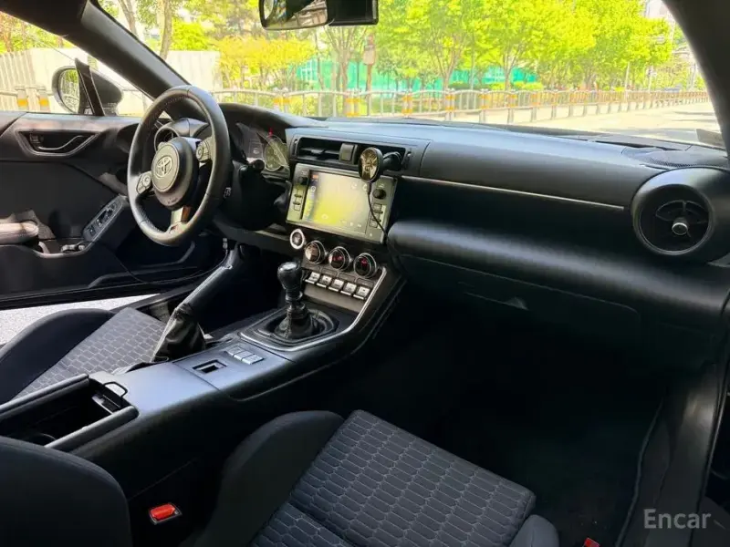 2022 Toyota GR86 с пробегом 21 000 км