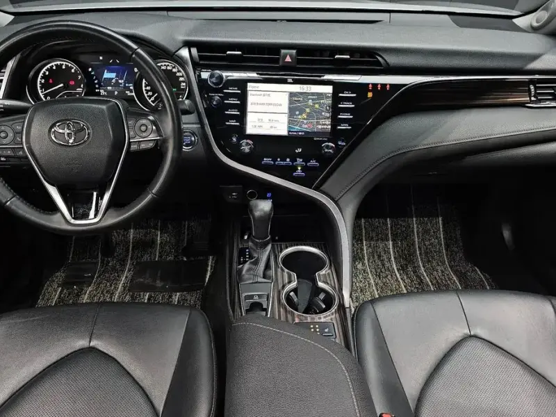 2018 Toyota Camry с пробегом 52 378 км