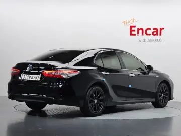 2020 Toyota Camry с пробегом 68 310 км