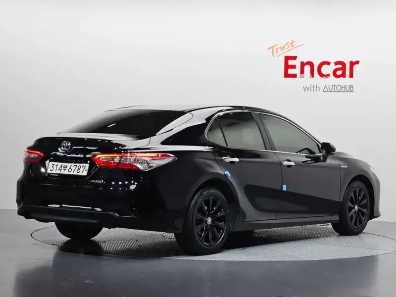 2020 Toyota Camry с пробегом 68 310 км