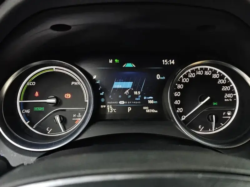2020 Toyota Camry с пробегом 68 310 км