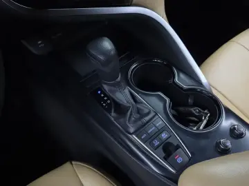 2020 Toyota Camry с пробегом 68 310 км