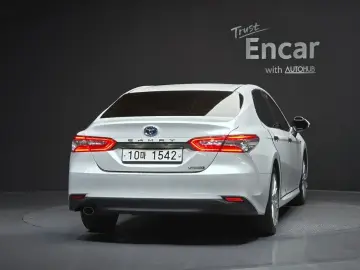 2018 Toyota Camry с пробегом 34 717 км