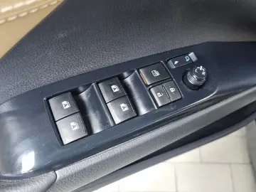 2020 Toyota Camry с пробегом 68 310 км