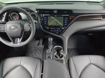 2018 Toyota Camry с пробегом 34 717 км