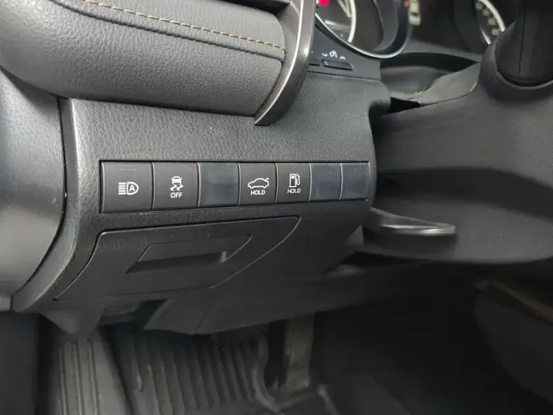 2018 Toyota Camry с пробегом 34 717 км