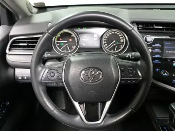 2019 Toyota Camry с пробегом 107 991 км