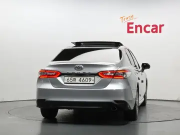 2018 Toyota Camry с пробегом 54 626 км