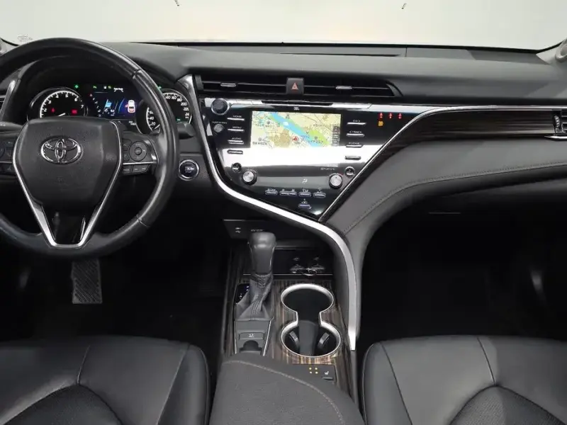 2018 Toyota Camry с пробегом 54 626 км