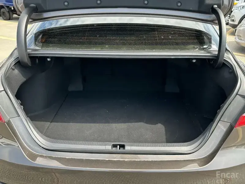 2019 Toyota Camry с пробегом 42 400 км