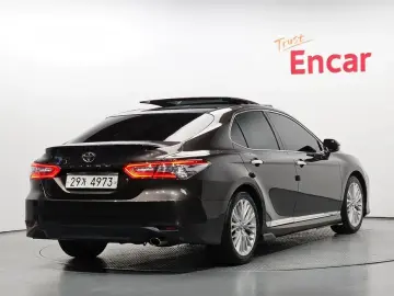 2018 Toyota Camry с пробегом 56 781 км