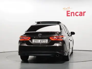 2018 Toyota Camry с пробегом 56 781 км