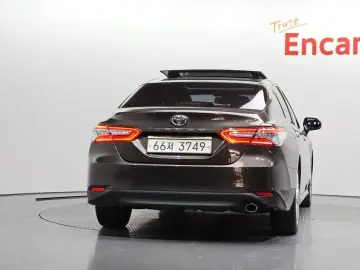 2019 Toyota Camry с пробегом 162 934 км