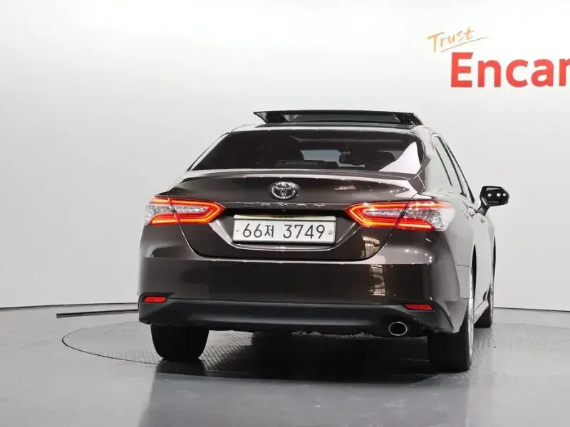 2019 Toyota Camry с пробегом 162 934 км