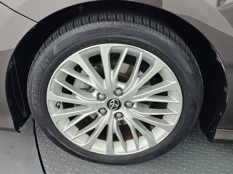 2019 Toyota Camry с пробегом 162 934 км