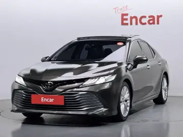 2017 Toyota Camry с пробегом 74 877 км